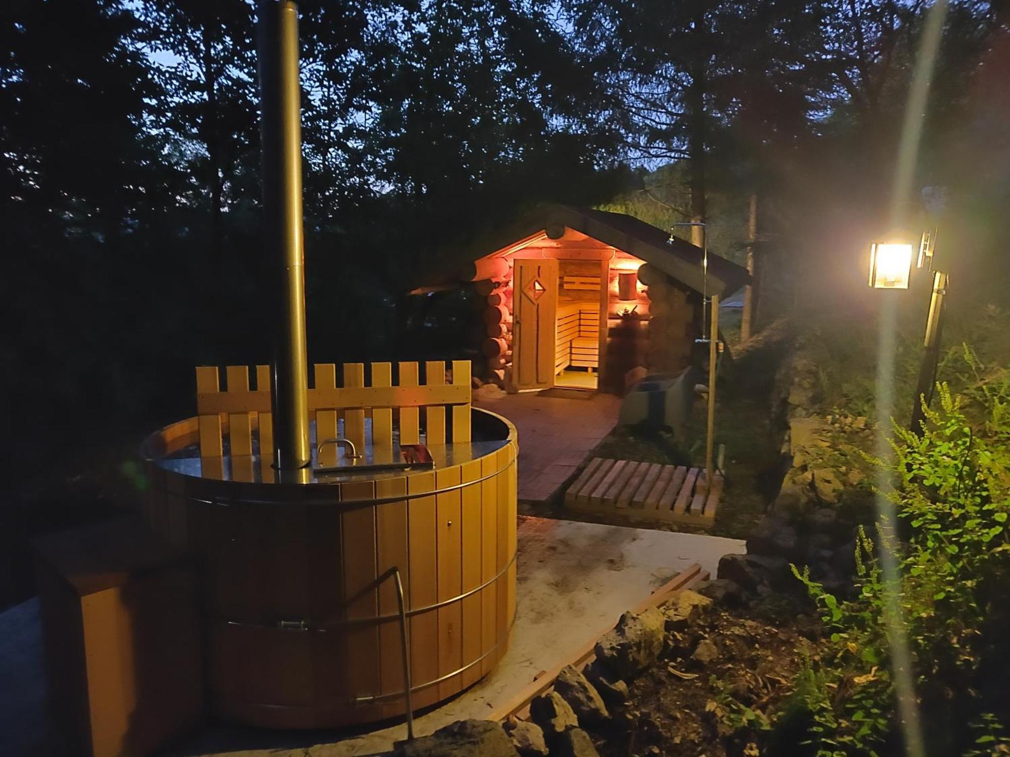 Les Grangeonnes, Gites Nature, Piscine, Bain Nordique, Sauna Pour Accueil Familiale Ou De Groupe Saint-Basile Экстерьер фото